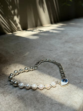 Load image into Gallery viewer, Strong Heart Necklace