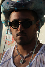 Load image into Gallery viewer, Berlin Choker