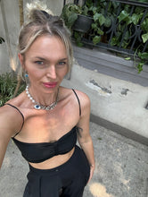 Load image into Gallery viewer, Strong Heart Necklace