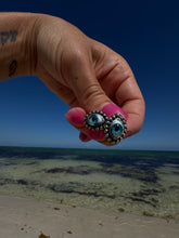 Charger l&#39;image dans la galerie, Silver Stud Earrings
