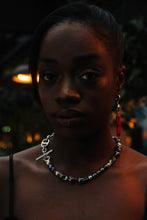 Charger l&#39;image dans la galerie, REINVENT: Black Baroque Pearl Choker
