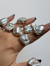 Load image into Gallery viewer, Baroque Pearl Ring SILVER
