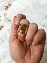 Φόρτωση εικόνας στο εργαλείο προβολής Συλλογής, Guardian Goddess Ring
